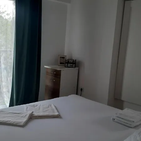 Ravne Holiday home *